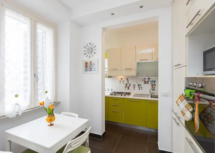 Tasso By In Apartment